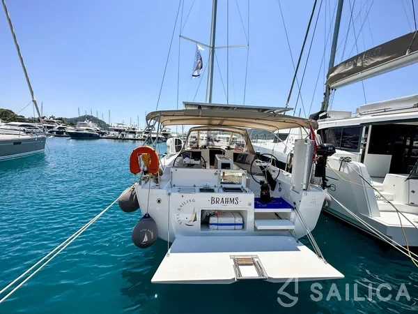 Dufour 430 - Yacht Charter Sailica