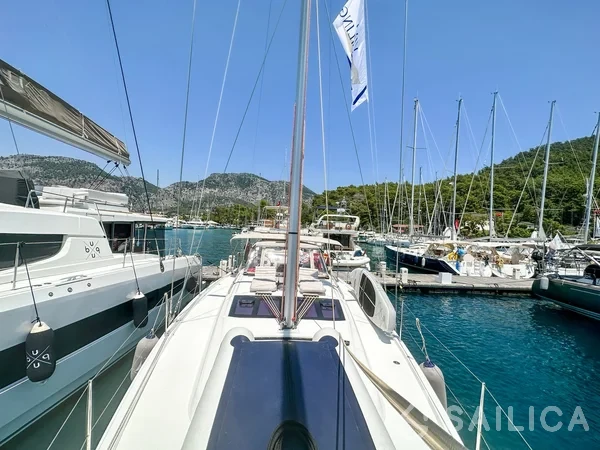 Dufour 430 - Yacht Charter Sailica