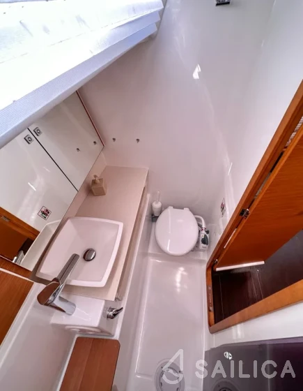 Dufour 430 - Yacht Charter Sailica