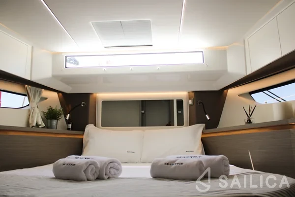 Merry Fisher 1295 FLY - Yacht Charter Sailica