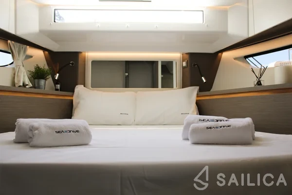 Merry Fisher 1295 FLY - Yacht Charter Sailica