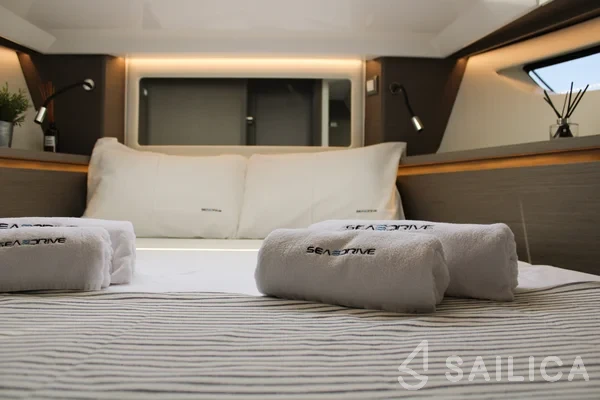 Merry Fisher 1295 FLY - Yacht Charter Sailica