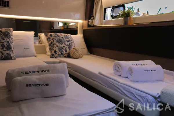 Merry Fisher 1295 FLY - Yacht Charter Sailica