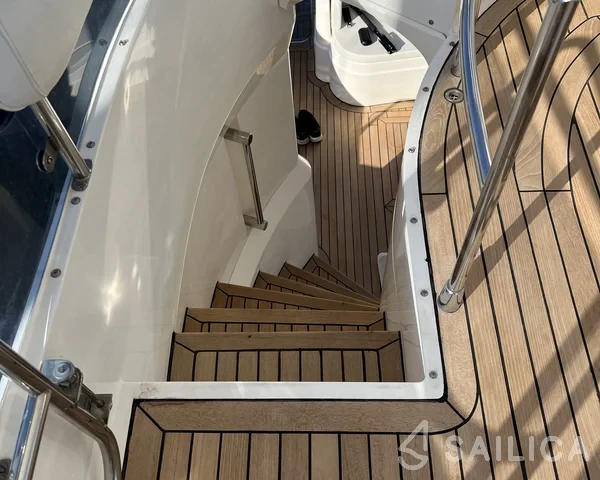 Fairline Squadron 52 - Yacht Charter Sailica
