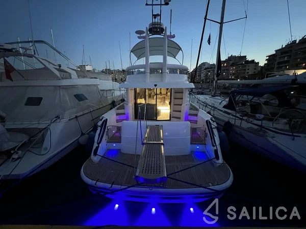 Fairline Squadron 52 - Yacht Charter Sailica