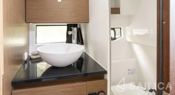 Beneteau Flyer 9 - Yacht Charter Sailica