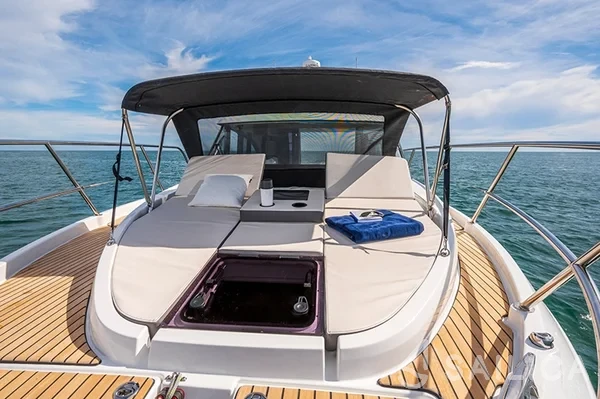 Beneteau Flyer 9 - Yacht Charter Sailica