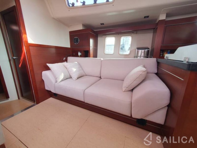 Hanse 545 - Yacht Charter Sailica