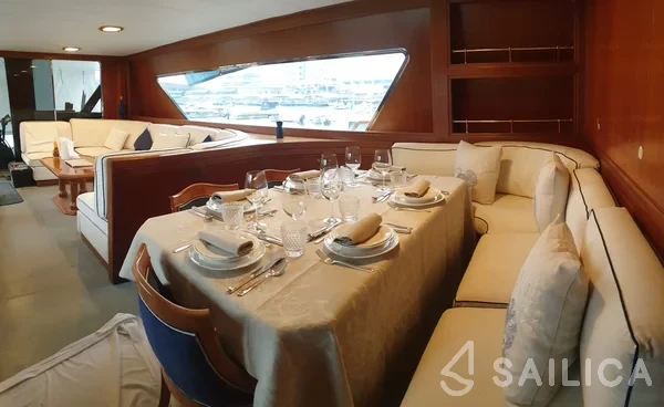Alalunga 78 - Yacht Charter Sailica