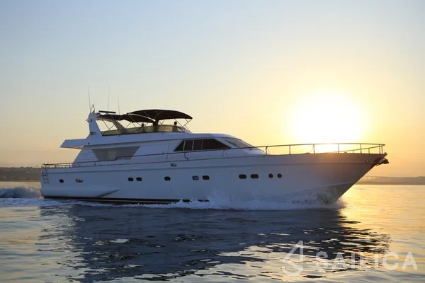 Alalunga 78 - Yacht Charter Sailica