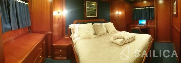 Alalunga 78 - Yacht Charter Sailica
