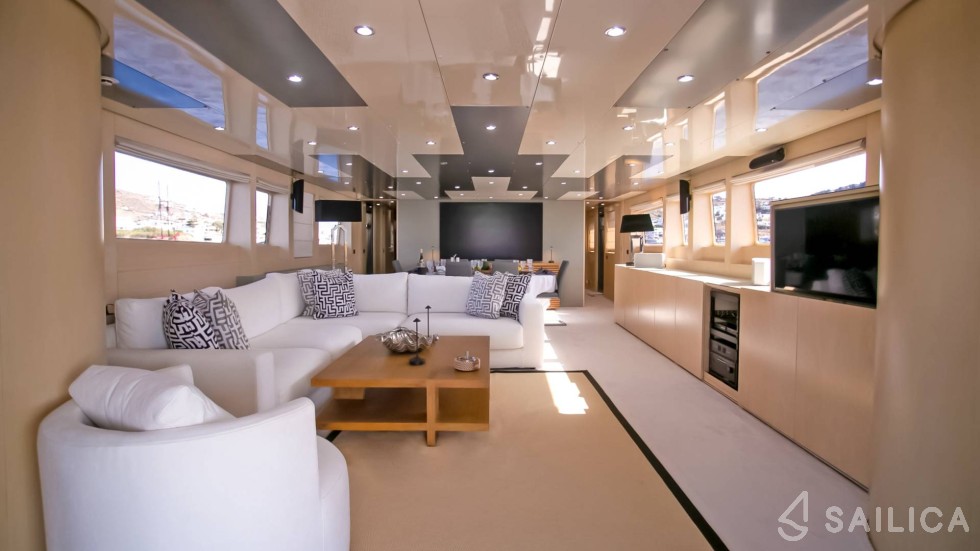 Baglietto 100 - Yacht Charter Sailica