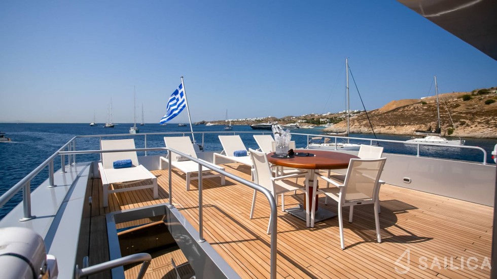 Baglietto 100 - Yacht Charter Sailica