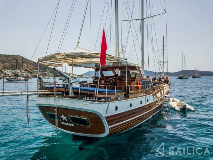 Gulet - Yacht Charter Sailica