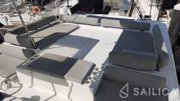 Bali Catspace - Yacht Charter Sailica