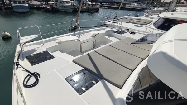 Bali Catspace - Yacht Charter Sailica