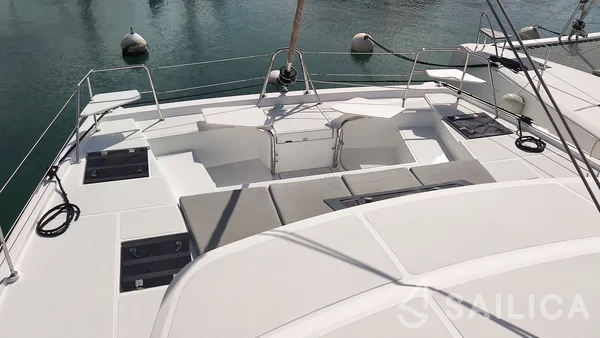 Bali Catspace - Yacht Charter Sailica