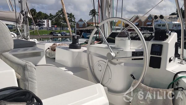 Bali Catspace - Yacht Charter Sailica