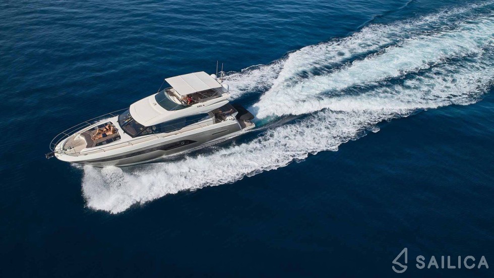 Prestige 630S - Yacht Charter Sailica