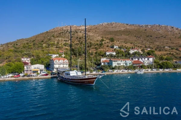 Gulet - Yacht Charter Sailica