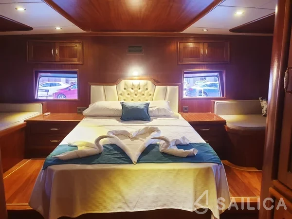 Gulet - Yacht Charter Sailica