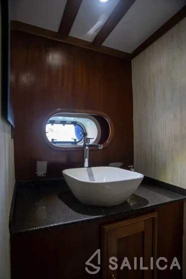 Gulet - Yacht Charter Sailica