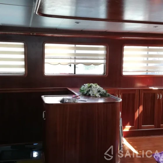 Gulet - Yacht Charter Sailica