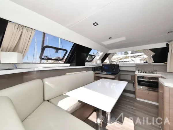 Aventura 34 - Yacht Charter Sailica
