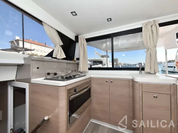 Aventura 34 - Yacht Charter Sailica