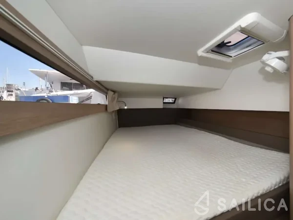 Aventura 34 - Yacht Charter Sailica