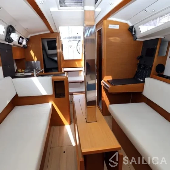 Sun Odyssey 349 - Yacht Charter Sailica