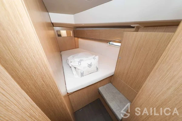 Bavaria Cruiser 46 Style - Yacht Charter Sailica