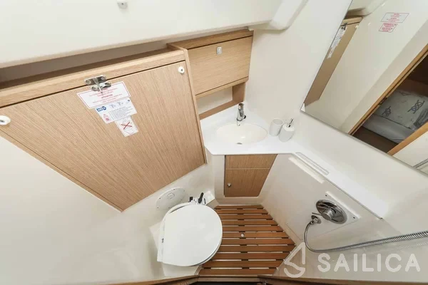 Bavaria Cruiser 46 Style - Yacht Charter Sailica