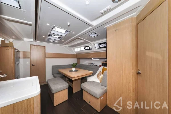 Bavaria Cruiser 46 Style - Yacht Charter Sailica