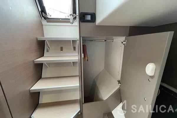 Bali 4.8  - Yacht Charter Sailica