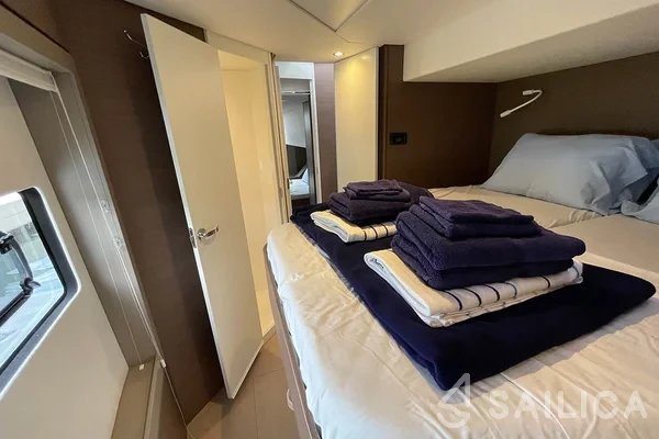 Bali 4.8  - Yacht Charter Sailica