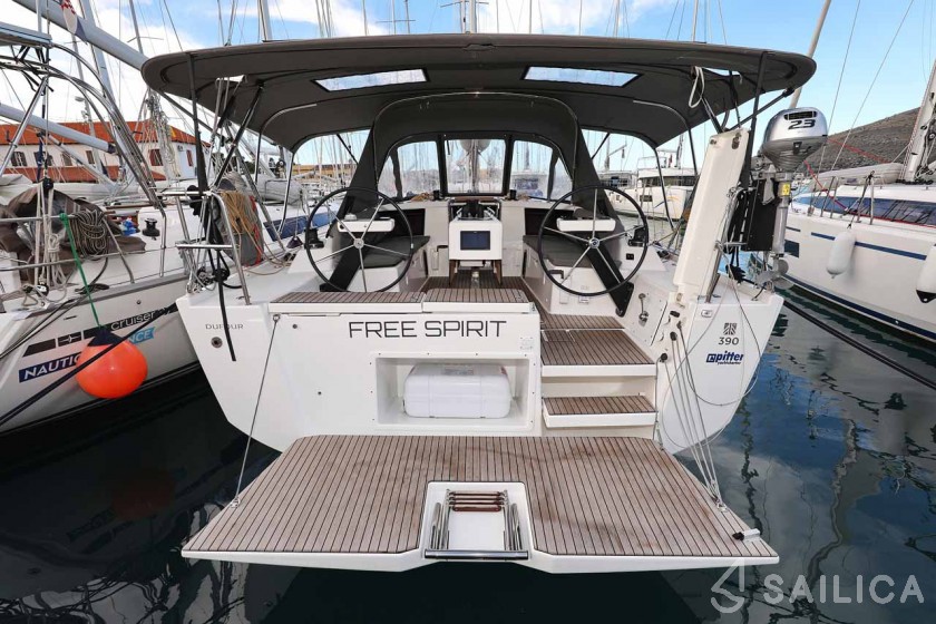 Dufour 390 - Yacht Charter Sailica