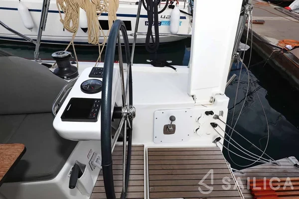 Dufour 390 - Yacht Charter Sailica