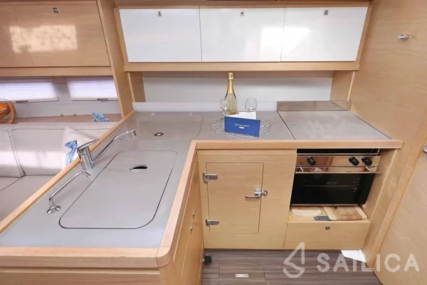 Dufour 390 - Yacht Charter Sailica