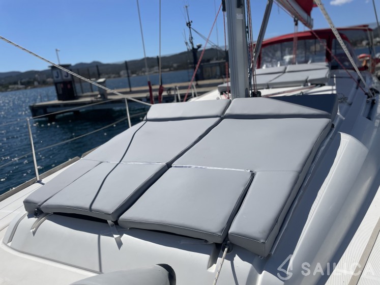 Sun Odyssey 509 - Yacht Charter Sailica