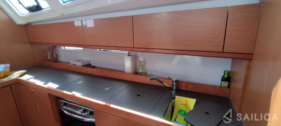 Bavaria 46 Cruiser - Yacht Charter Sailica