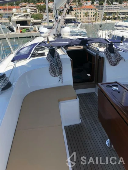 Bavaria 46 Cruiser - Yacht Charter Sailica