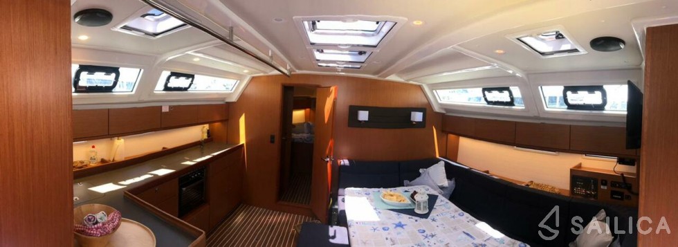 Bavaria 46 Cruiser - Yacht Charter Sailica