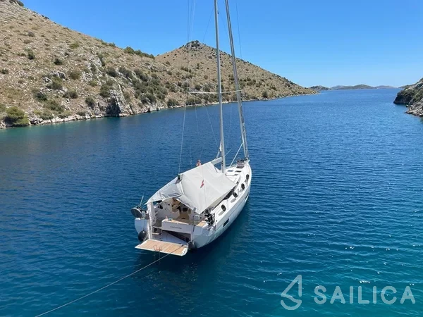 Bavaria C50 - Yacht Charter Sailica
