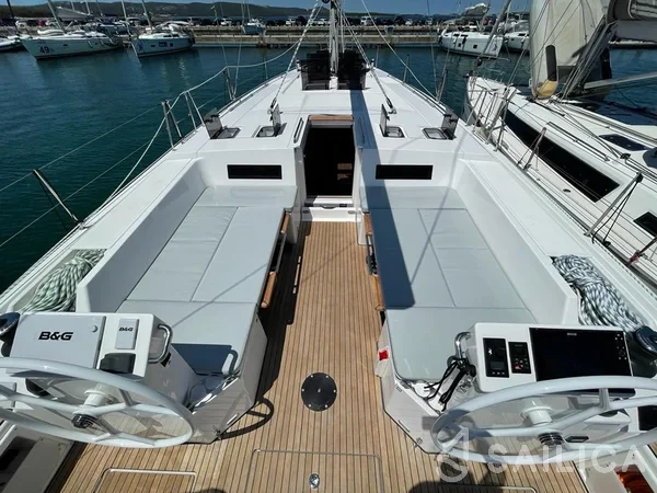 Bavaria C50 - Yacht Charter Sailica