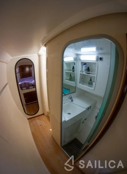 Lavezzi 40 - Yacht Charter Sailica