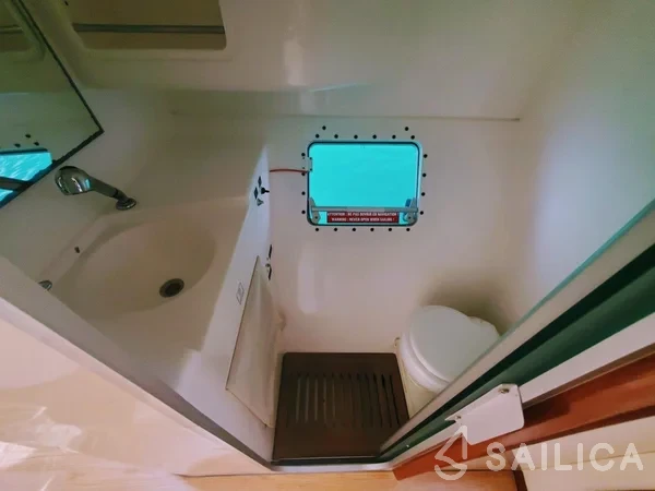 Lavezzi 40 - Yacht Charter Sailica