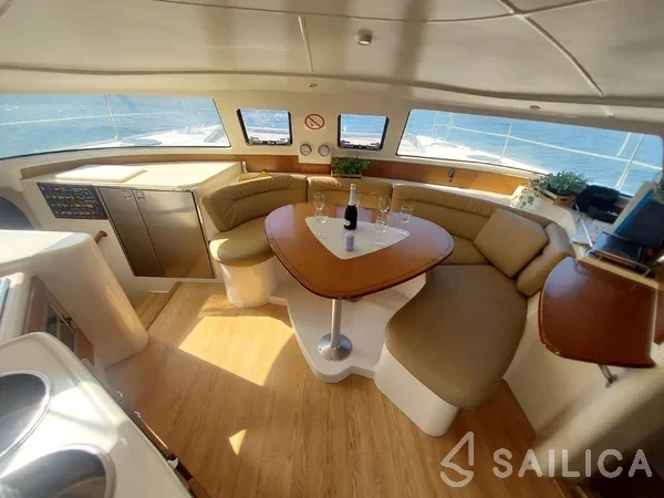 Lavezzi 40 - Yacht Charter Sailica