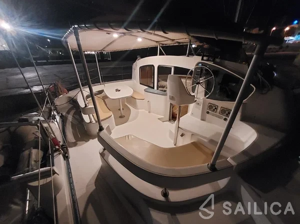 Lavezzi 40 - Yacht Charter Sailica