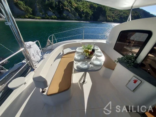 Lavezzi 40 - Yacht Charter Sailica
